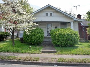 208 W 10th St, Metropolis, IL 62960