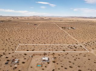 4 Hollinger Rd, Joshua Tree, CA 92252