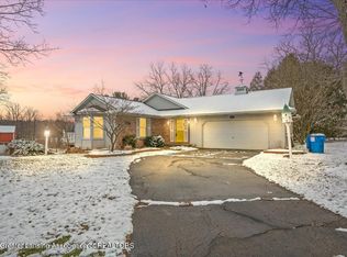 6746 E Cole Rd, Bancroft, MI 48414