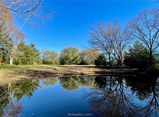 8022 Thompson Rd, Calvert, TX 77837