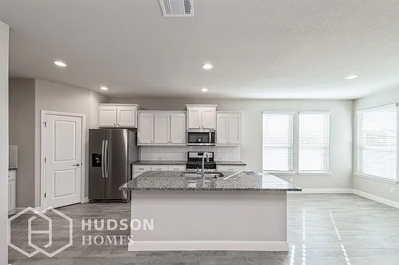 2436 Moon Ranch Dr — Photo 8