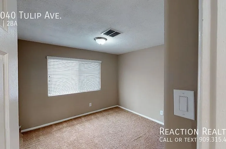 25040 Tulip Ave — Photo 15