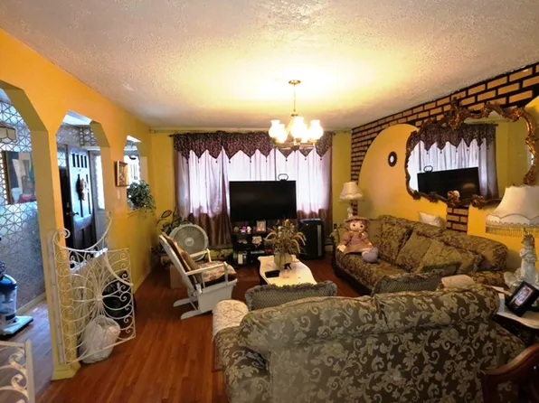 9505 Schenck Street image 5 of 30