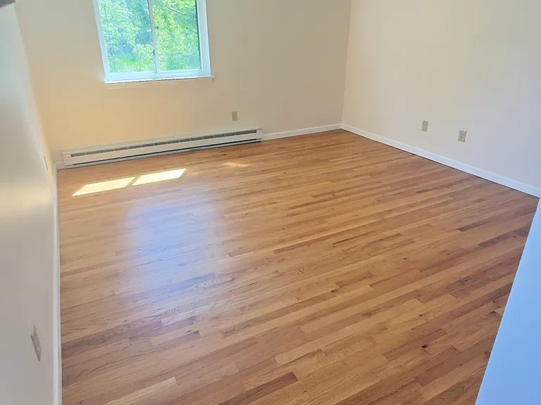 31 Sharon Ln #31 — Photo 7