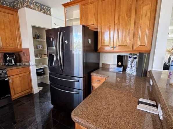 7109 SE Walden Pond Ct