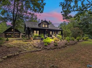 192 J B Walker Rd, New Market, AL 35761