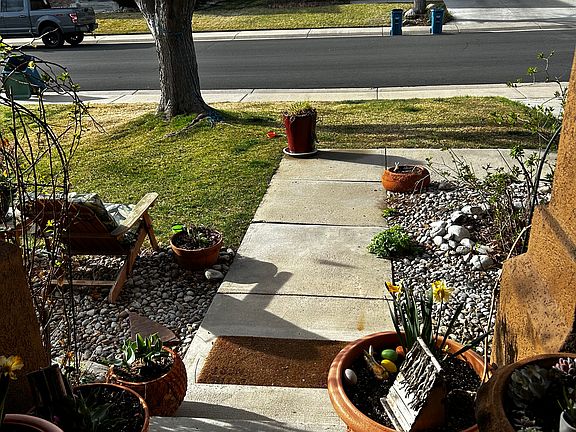 5th image of 747 Orchard Ct