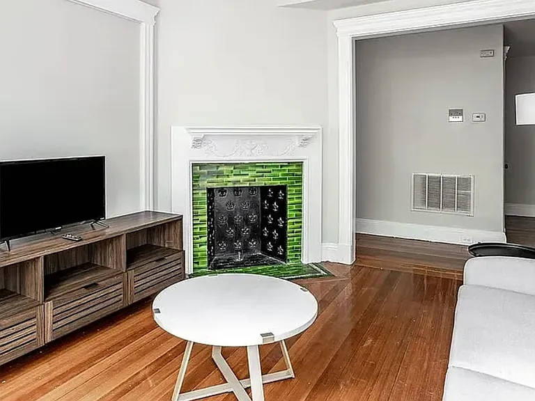 12 Strathmore Rd #1 — Photo 5
