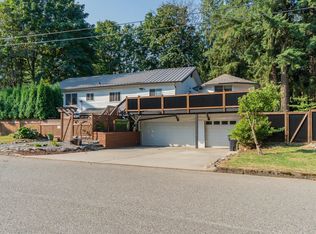 695 Hudson Bay St, Hope, BC V0X