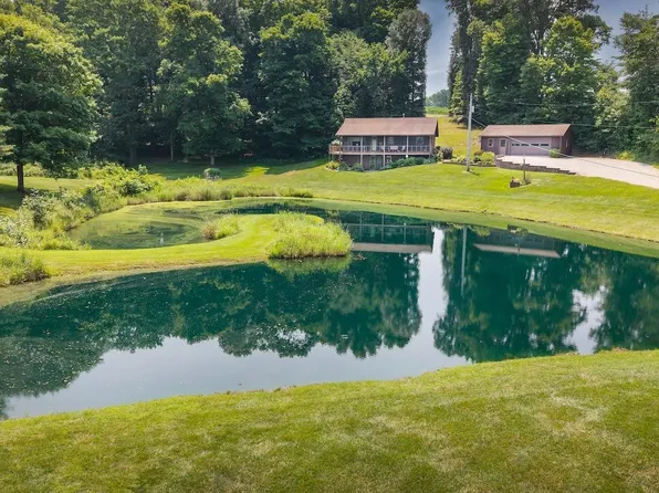 23526 Caves Rd, Gambier, OH 43022