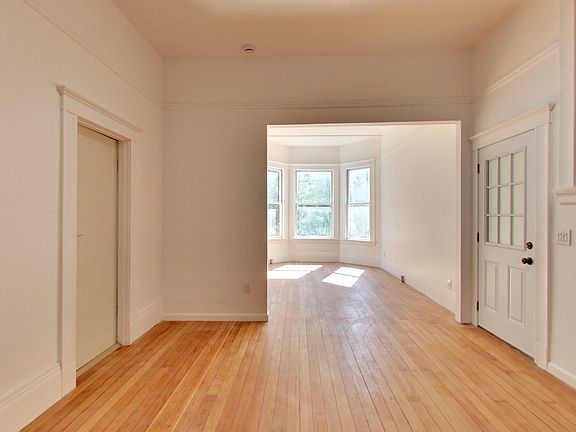 2nd image of 1081-1089 Valencia St #1089-B
