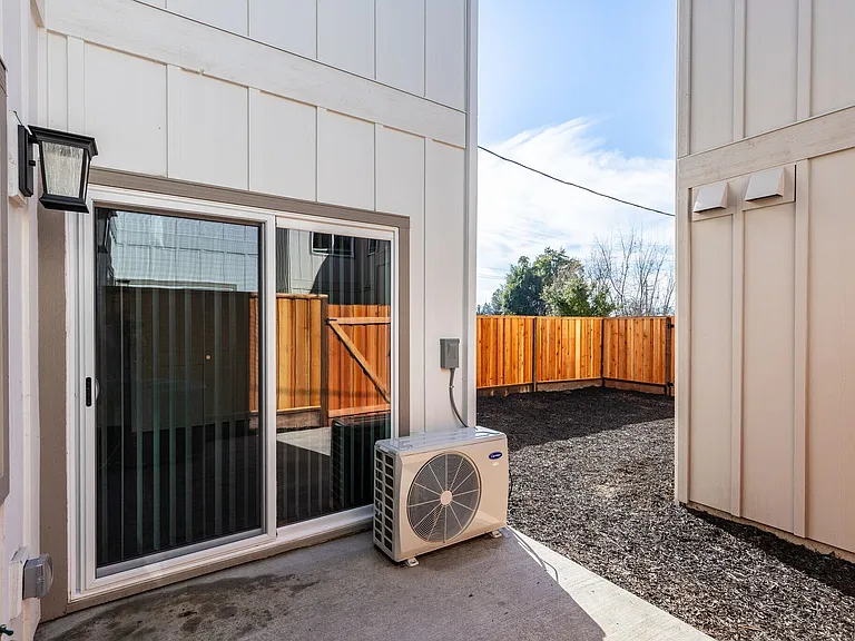 1501 Patty Pl — Photo 20