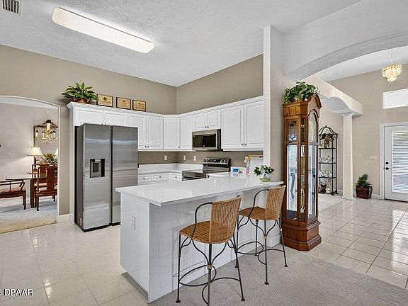 3rd image of 6089 Sabal Hammock Cir