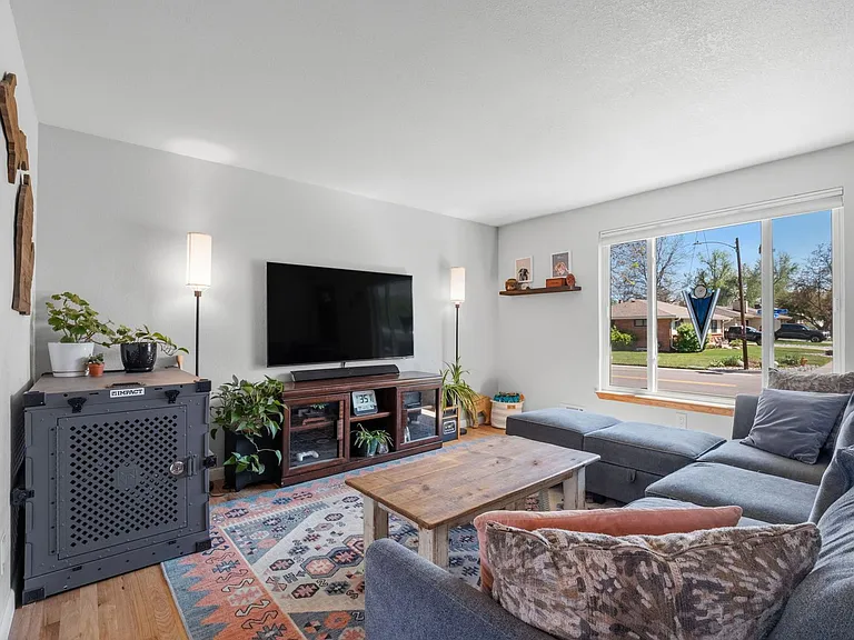 173 E Panama Dr — Photo 5