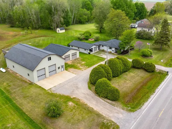 2310 Dale Rd, Beaverton, MI 48612