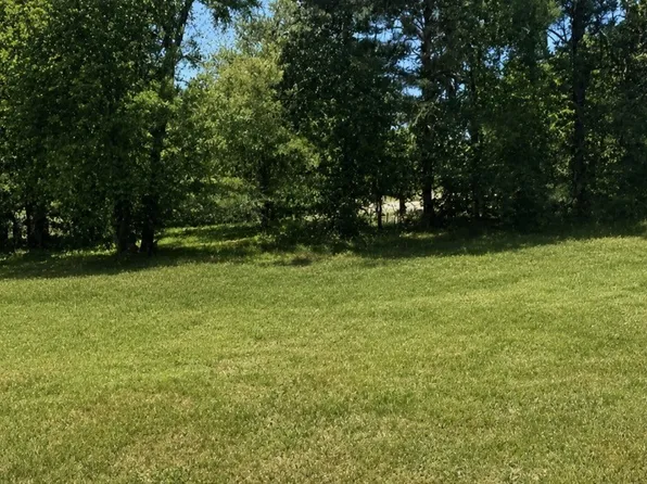 704 Deer Ridge Ln, Lebanon, TN 37087