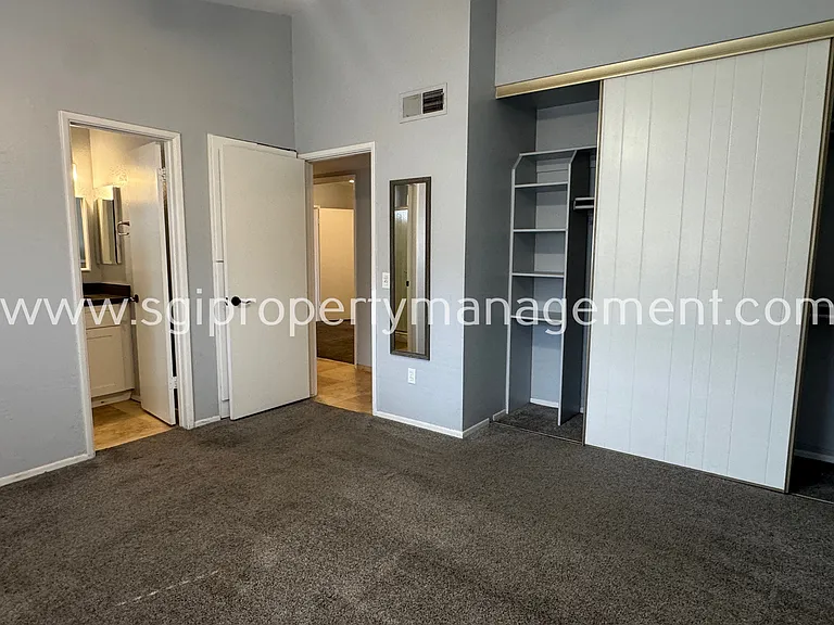 117 W Concorda Dr #103 — Photo 8