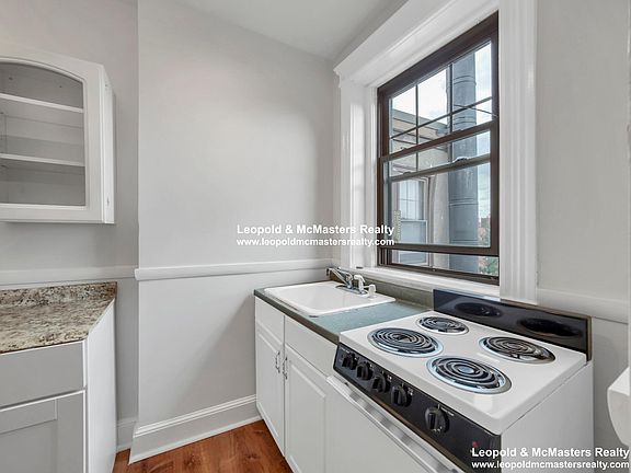 2nd image of 79 Pleasant St #4C