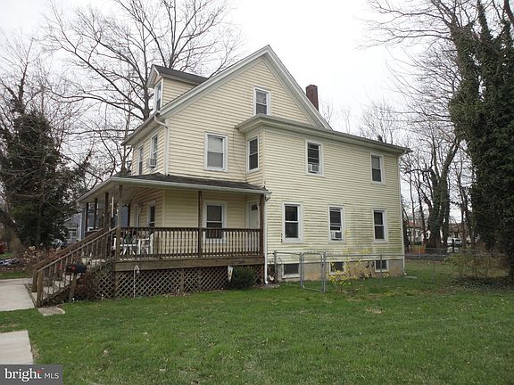 4th image of 46 Ellis St
