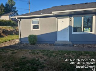 214 Holcomb Ave Unit A8, Kelso, WA 98626