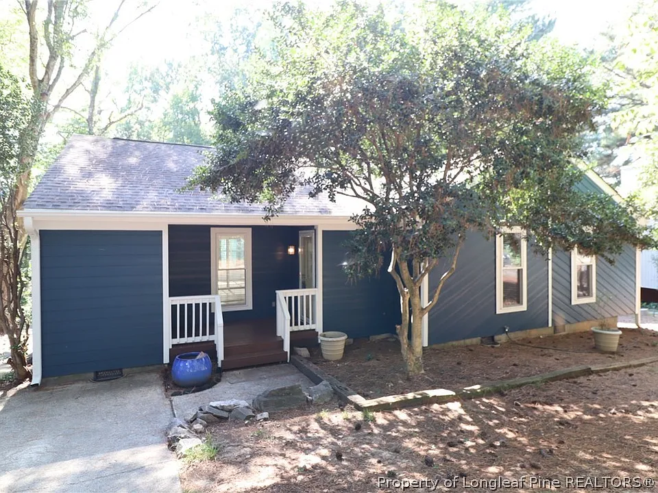 105 Cameron Ct