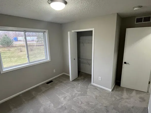 6845 Gingham Ct, Monticello, MN 55362