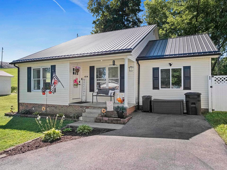 1st image of 414 Maplewood Dr