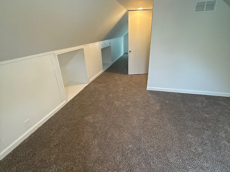 3441 Eisenhower Rd — Photo 8