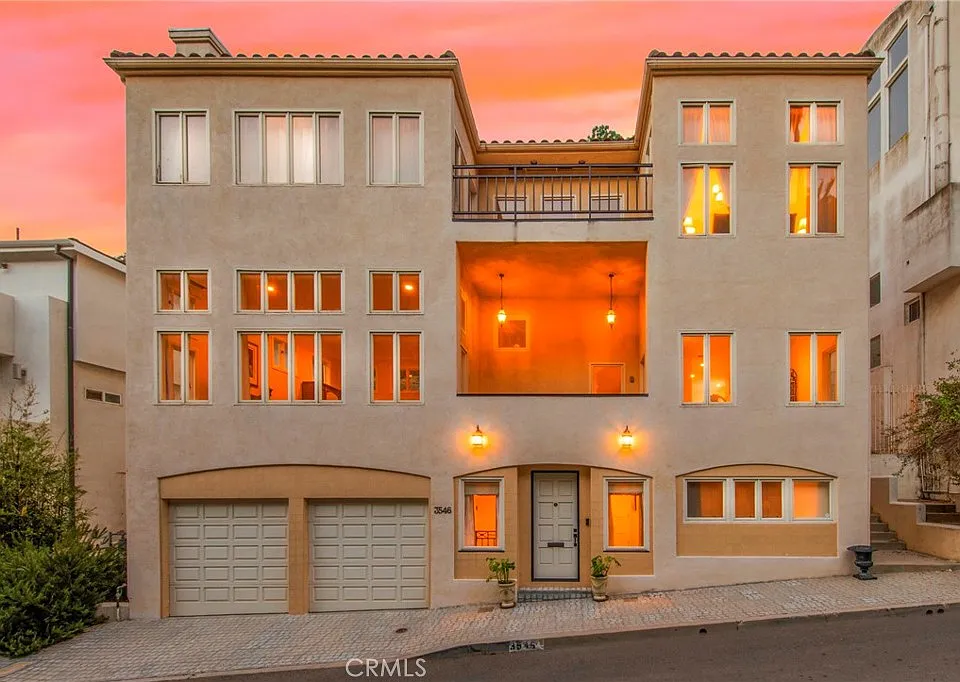 3546 Dixie Canyon Pl