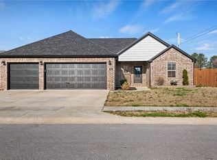 357 Brinley St, Springdale, AR 72762