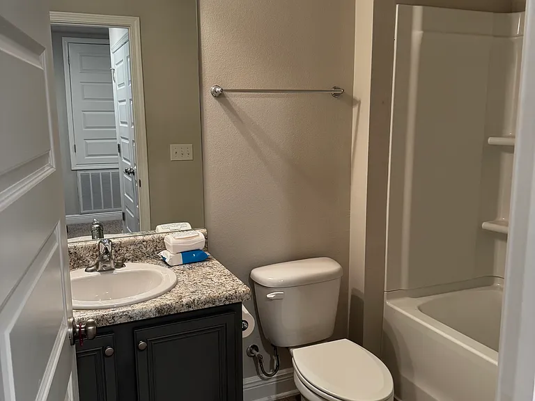 6017 Royal Port Ct — Photo 7