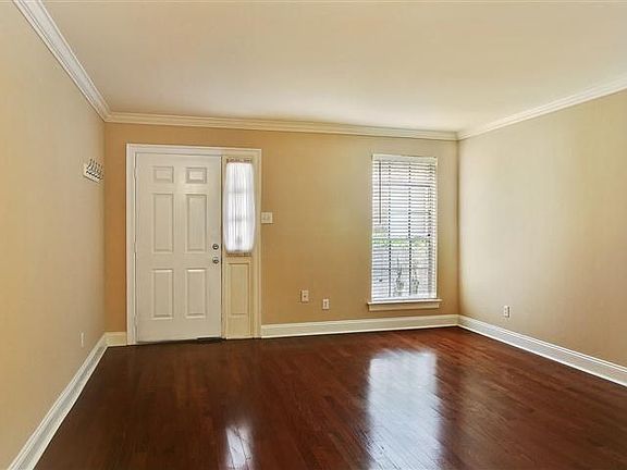 3rd image of 339 Deckbar Ave Unit 339B