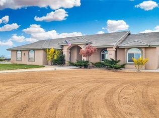 10025 Ranchero Rd, Oak Hills, CA 92344