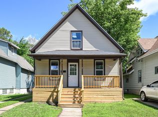 1414 69th St, Kenosha, WI 53143