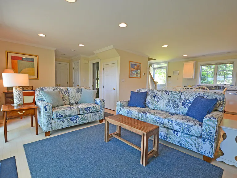 722 Kings Hwy — Photo 5