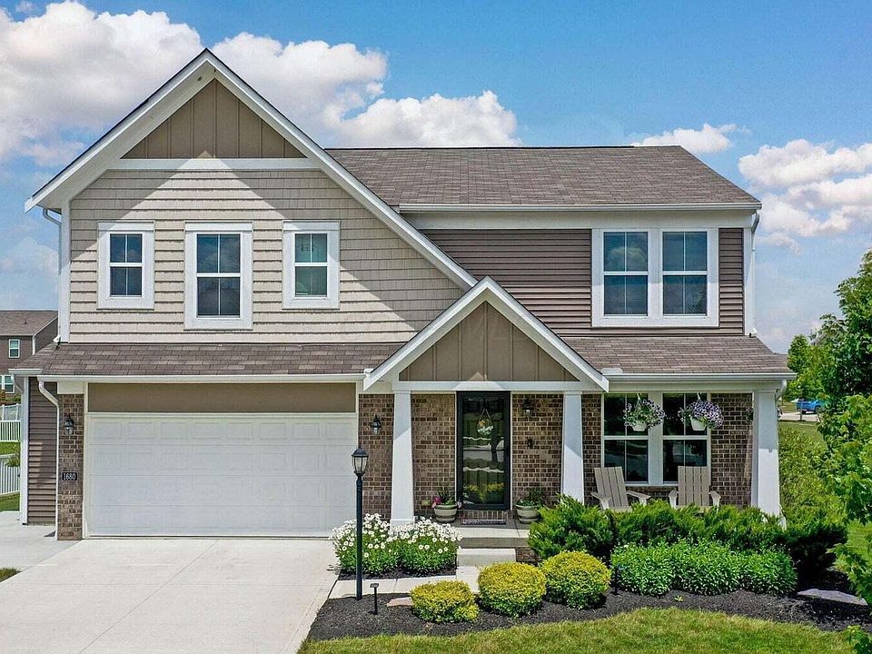 1st image of 1680 Dickson Dr