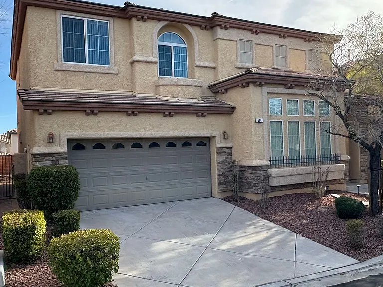 564 Tecate Valley St — Photo 3