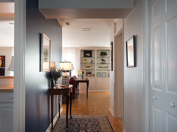 5th image of 333 Oakwood Ave Suite 3G