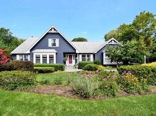 10 Forsythe Meadow Ln, Stony Brook, NY 11790