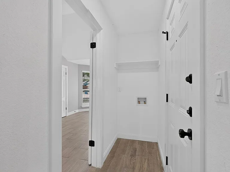 3604 Lily Ln — Photo 33