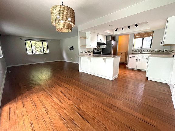 2nd image of 3036 Monterey Dr
