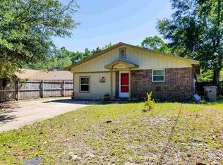 3034 N 17th Ave, Milton, FL 32583