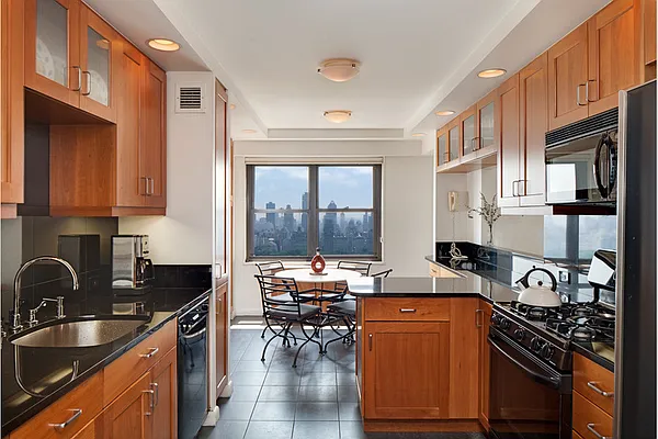 Rented by Stribling | media 4