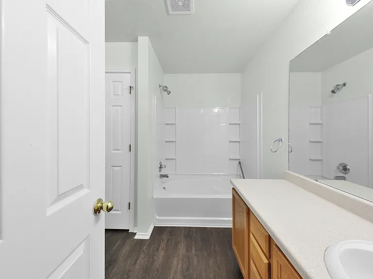 210 Hallie Pass — Photo 10