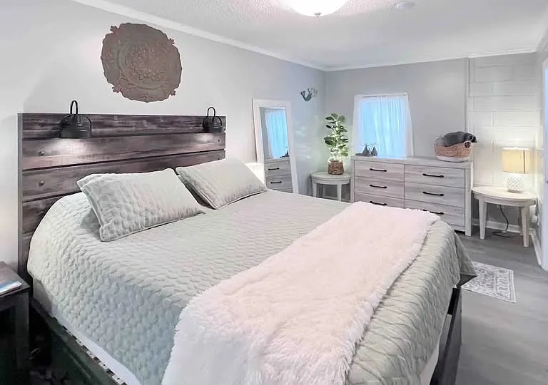 205 Barefoot Ln #C — Photo 15