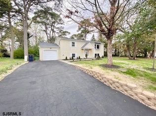 305 Cynwyd Dr, Absecon, NJ 08201