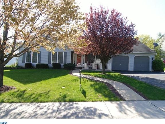 2nd image of 3 Slater Dr