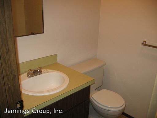 4th image of 1435 W 13th Ave APT 14