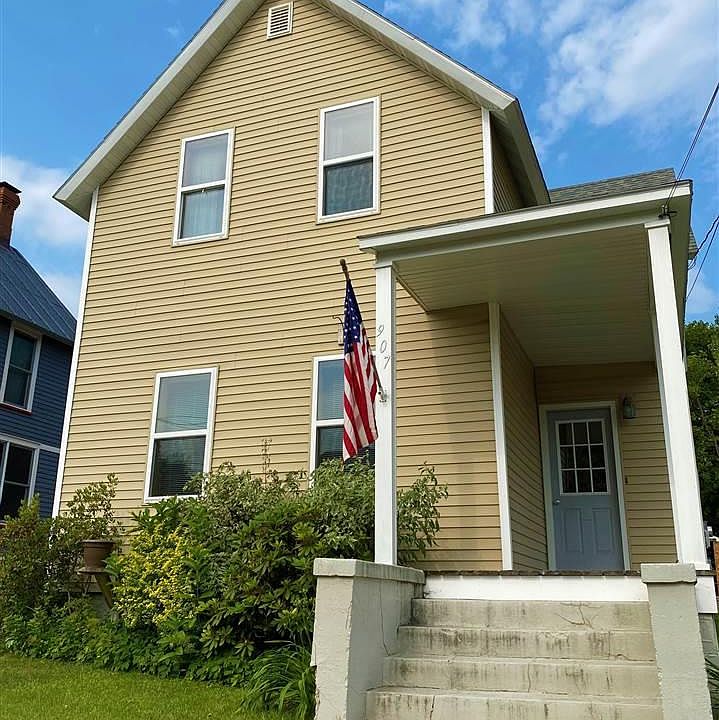 1st image of 907 Pine St