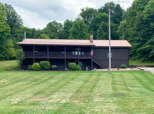 6704 State Route 754, Millersburg, OH 44654